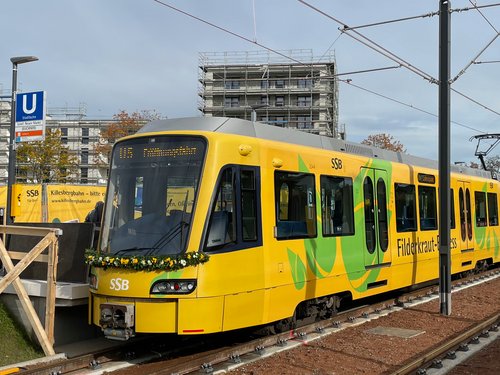 Eröffnungsfahrt U5 zum Neuen Markt