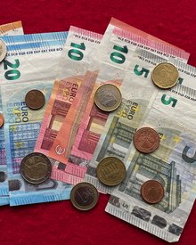 EURO Scheine und Münzen